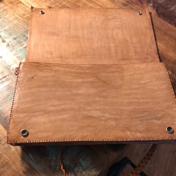 Purse - Picture 2 of 3